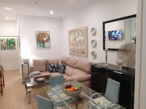 Old Town Wohnung | Cozy Apartment in Cádiz with Terrace