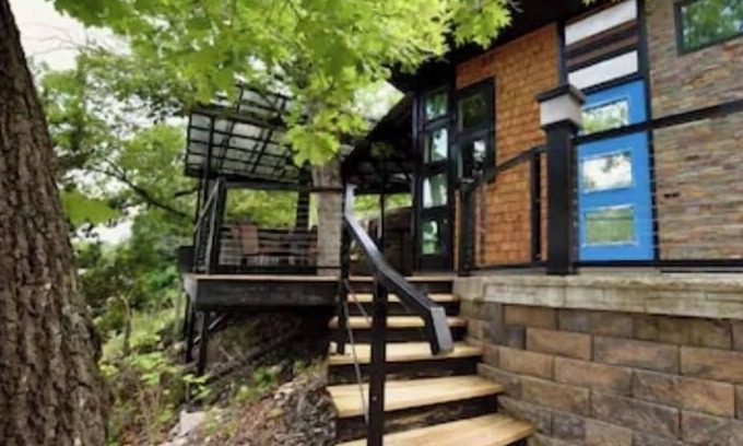 Osage Beach Kabine | Cozy Cabin on the Lake! Sleeps 2 @ Jacks Shack!