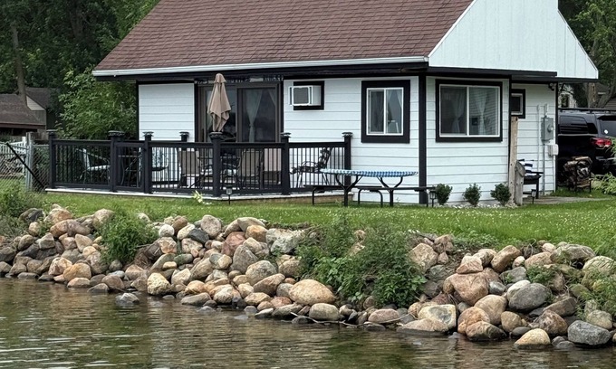 Brainerd Kabine | Cozy cabin steps from the lake!