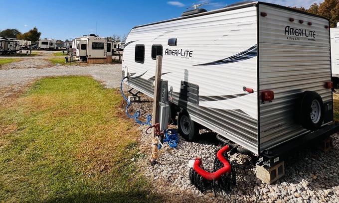 Fidelity Haus | Cozy Camper in quiet campground!