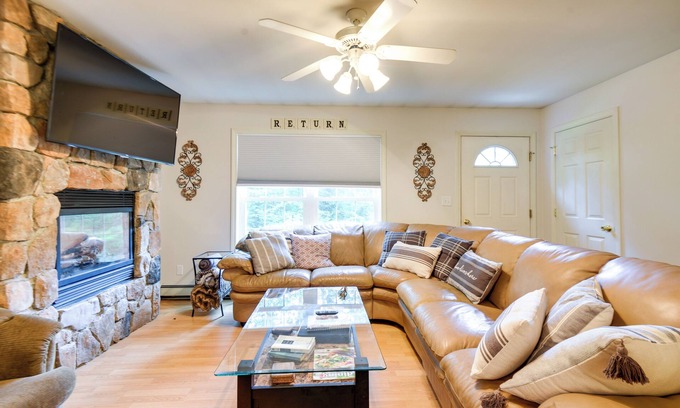 Campton Haus | Cozy Campton Home: 10 Mi to Tenney Mountain Resort