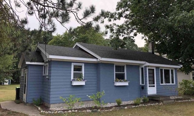 Harbor Springs Haus | Gemütliches Harbor Springs Cottage - in der Nähe der Innenstadt, des Tunnels der Bäume und des Skifahrens