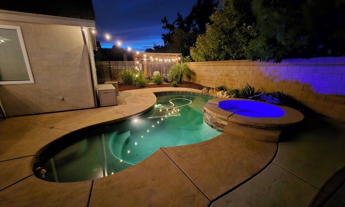 North Natomas Haus | Cozy & Convenient: A Clean Home Away from Home with Pool & Heated Spa