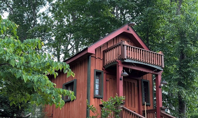 Point of Rocks Hütte | Cozy Custom-built Cottage in pleasant Point of Rocks with WiFi