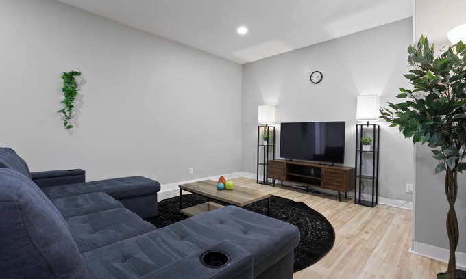 Forest Park Eigentumswohnung | Cozy Forest Park Condo!