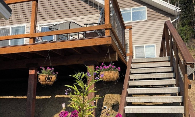 Mullan Haus | Cozy Getaway in Mullan