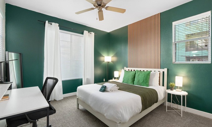 Riverside Wohnung | Cozy Green 1BR Retreat Pool, Hot Tub & Near ASU & Mill Ave