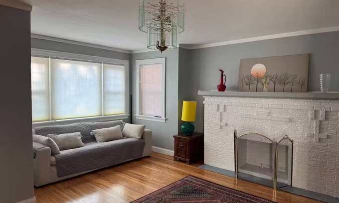 Chicago Lawn Haus | Cozy home,First floor, 5 min from midway airport