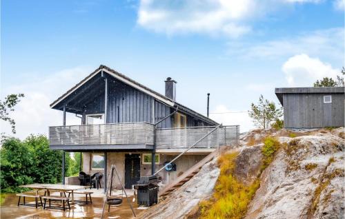 Vindafjord Haus | Cozy Home In Bjoa With Wifi