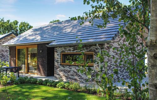 IJhorst Haus | Cozy Home In Ijhorst With Kitchen