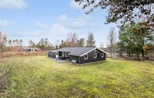 Bratten Strand Haus | Cozy Home In Jerup With Wifi