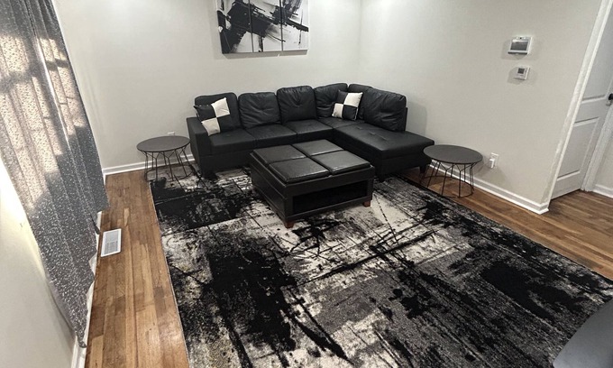 Columbus Haus | Cozy home near Downtown Columbus