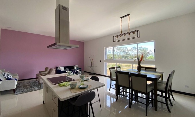 San Antonio de Belen Haus | Cozy house 5 minutes from Juan Santamaría Airport