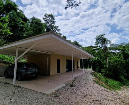 Playa Naranjo Haus | Cozy houses near a beach
