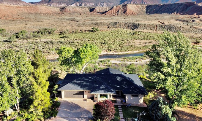 Virgin Wohnung | Cozy RIVERFRONT Apt, at Zion NP, Views Views Views!