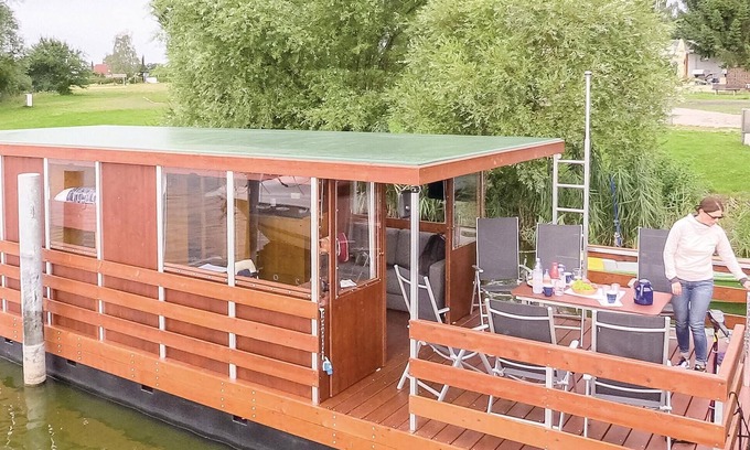Neustrelitz Bootsverleih | Gemütliches Schiff in Neustrelitz mit.