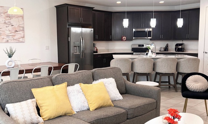 South Mountain Haus | Cozy, spacious and modern 4-bedroom new built house