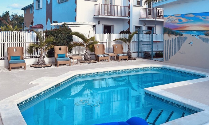 Westward Villas Subdivision Wohnung | Cozy studio #5 with pool near beach VRBO