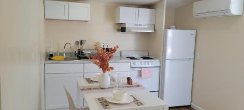 Calverton Wohnung | Cozy Studio Walk to Shops, Quick Drive to DC