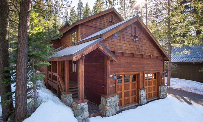 Truckee Haus | Cozy Tahoe Donner Cabin