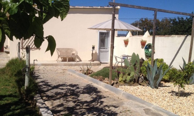 Sao Bras de Alportel Wohnung | Gemütliches "kleines Haus" mit Frühstück im B & B Casal da Eira