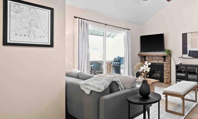 Kimball Junction Wohnung | Cozy Top Floor Condo with Mountain Views