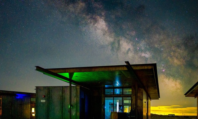 Quincy Kabine | Luxury Home with a Pool. Resort Living. Winery. Live Music. Walk to concerts.