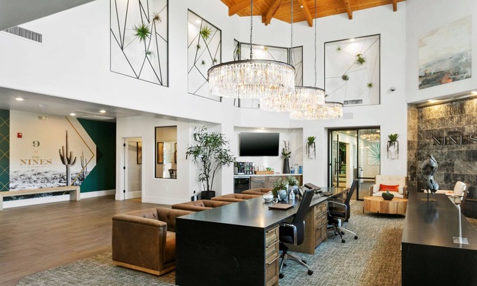 Kierland Wohnung | CozySuites at Kierland Commons