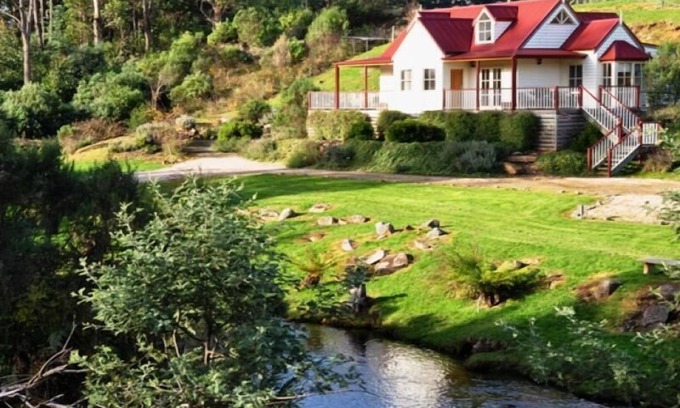 Grove Hütte | Crabtree River Cottages