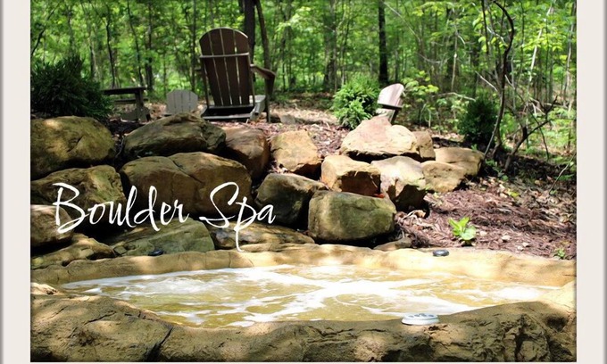 Saint Joe Hütte | Treehouse Atrium Hot Tub Buffalo