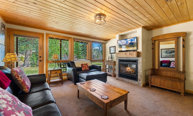 Fall River Estates Eigentumswohnung | Creekside Suite 17 (NO HT)