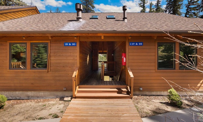 Fall River Estates Eigentumswohnung | Creekside Suite 19 (NO HT)