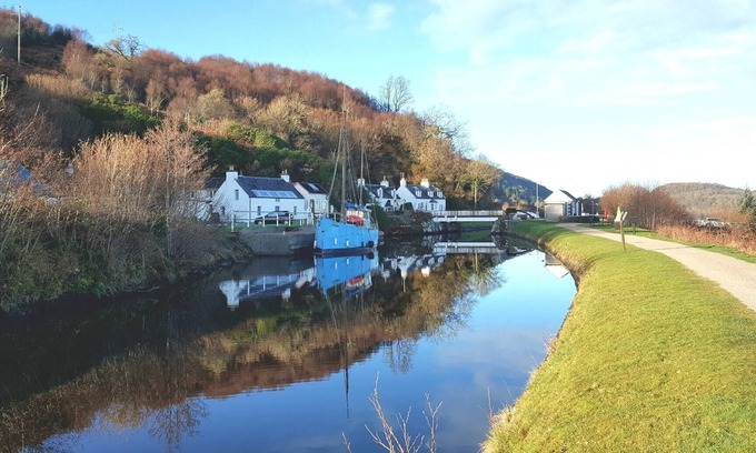Cairnbaan Hütte | Crinan Canal Cottage Nr. 8 Cairnbaan Cottages