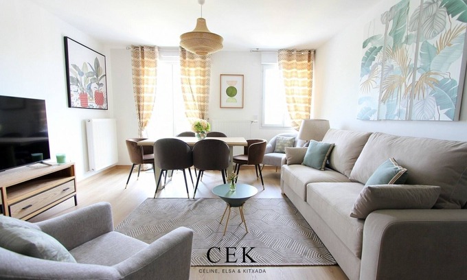 Serris Wohnung | Cristal 6 ~ Chaleureux Logement Adapté Pour 6pers