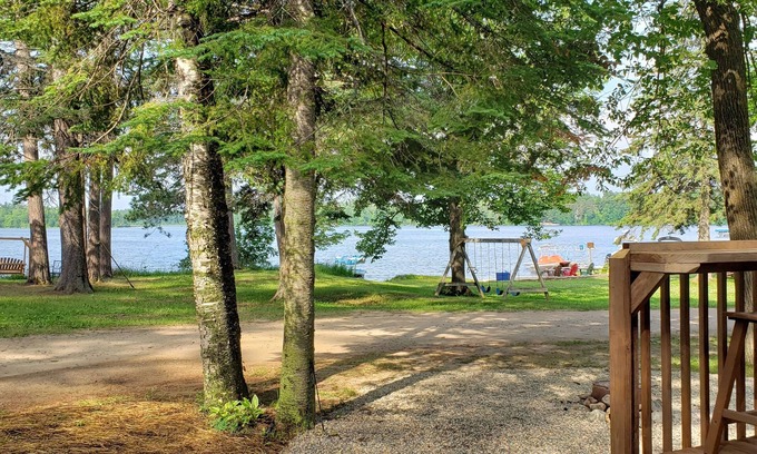 Nevis Haus | Crooked Wohnmobil mit herrlichem Blick nur wenige Schritte vom See entfernt