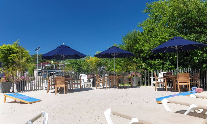 Country Club Estates Hotel | Crosswinds Rehoboth