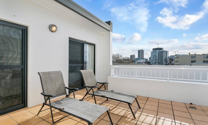 Crows Nest Wohnung | SANT4 - Fantastische Lage und Komfort in Crows Nest