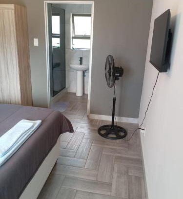 Benoni Bed & Breakfast | Crystal Park Guest House