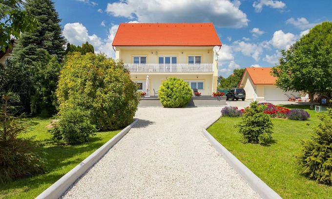 Cserszegtomaj Wohnung | Cserszeg by Interhome