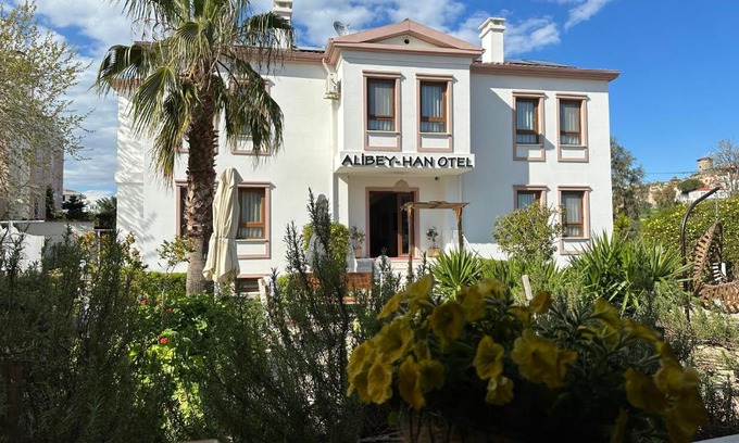 Ayvalik City Center Hotel | Cunda Alibeyhan Otel