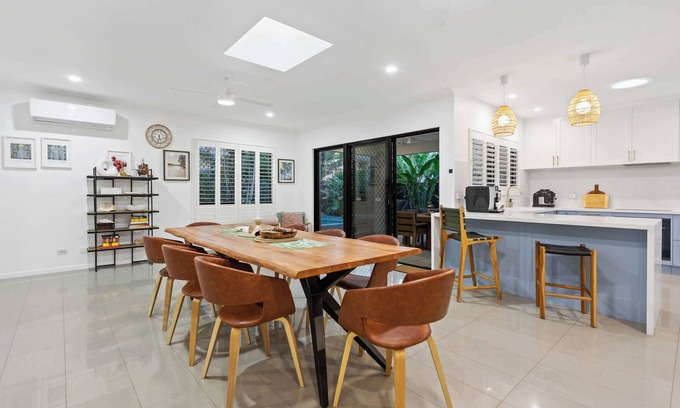 Kewarra Beach Haus | Curlews Nest - Pool, BBQ and Beach