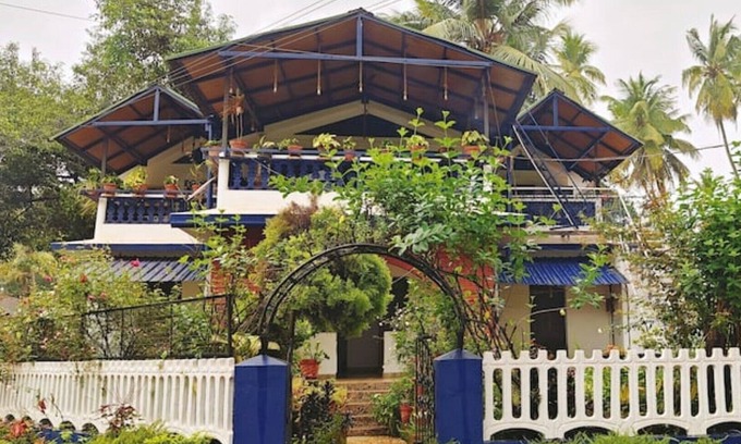 Anjuna Haus | Curlies Blue House - 5Bhk Villa near Anjuna Beach