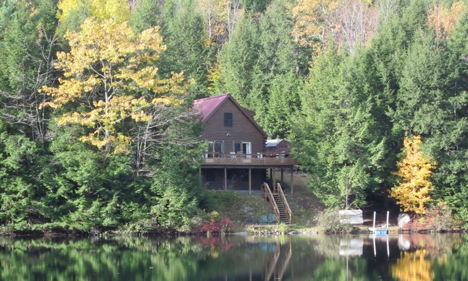 Fair Haven Kabine | Individuelle 3-br Log Home: Perch Pond