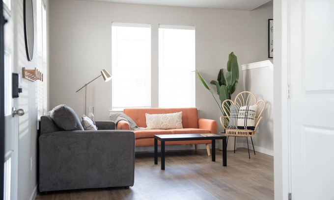 Southwest Ada County Alliance Haus | Cute 3 br/2.5 ba Newly-Built Townhome w/Amenities