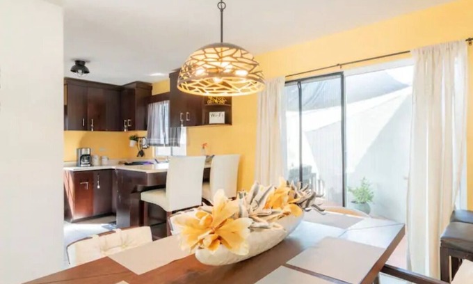 Zona Centro Haus | Cute, cozy, and relaxing home near the beach in Ensenada! No club noise!