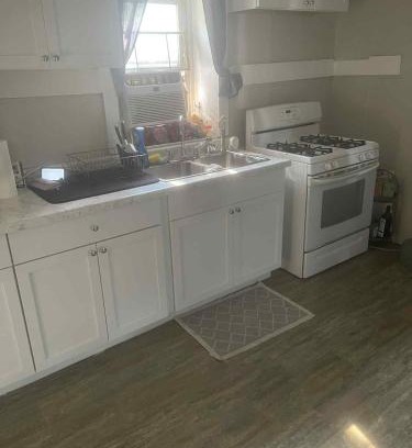 Elkhart Haus | Cute little 2 bedroom house