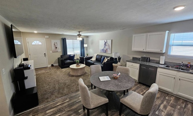 Wilmington Haus | Cute New Const Wilmington Ranch