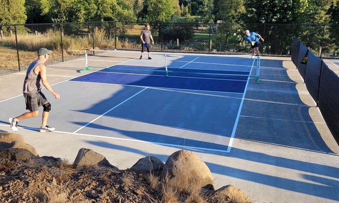 Carver Sonstige | Dahlia Farm & Pickleball retreat near the Columbia River Gorge!