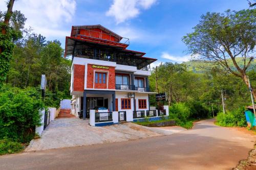 Thirunelly Haus | Dakshinakasi Guest House