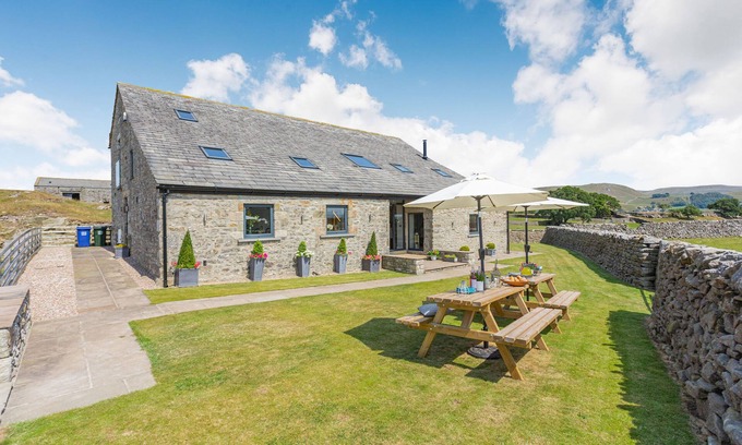 Settle Hütte | Dallicar House, SETTLE